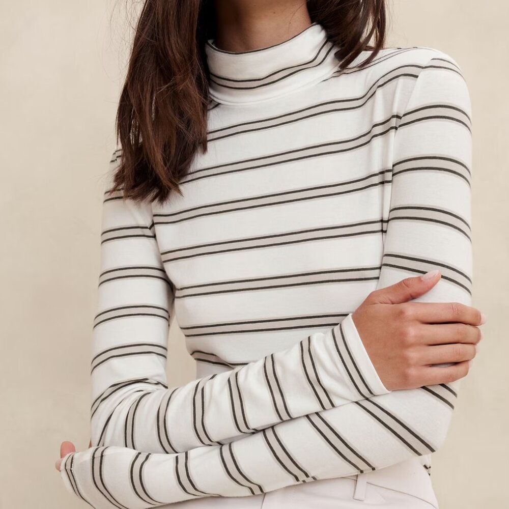 Banana Republic Light Grounded Stripe Timeless Turtleneck Top/NWT/S
